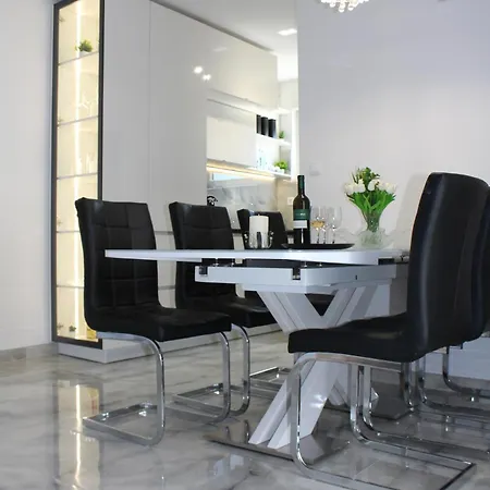 Luxury Karuza Apartman