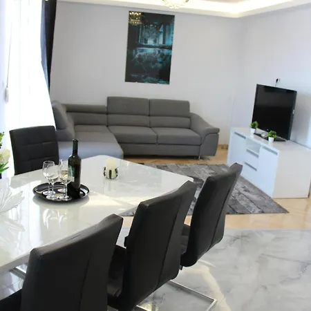 Lägenhet Luxury Karuza